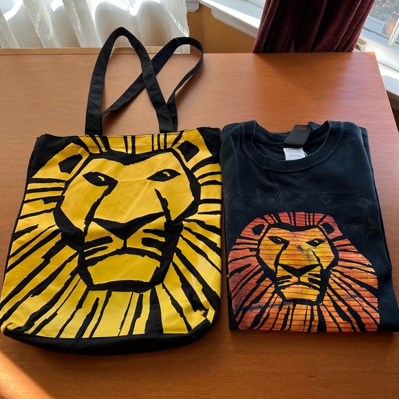 Lion King Character NEW tote bag and gently used kids T shirt size M - Picture 1 of 6